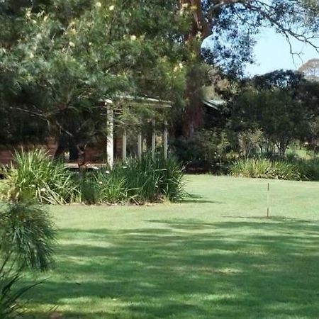 Cabins At Lovedale Wedding Chapel Exterior foto