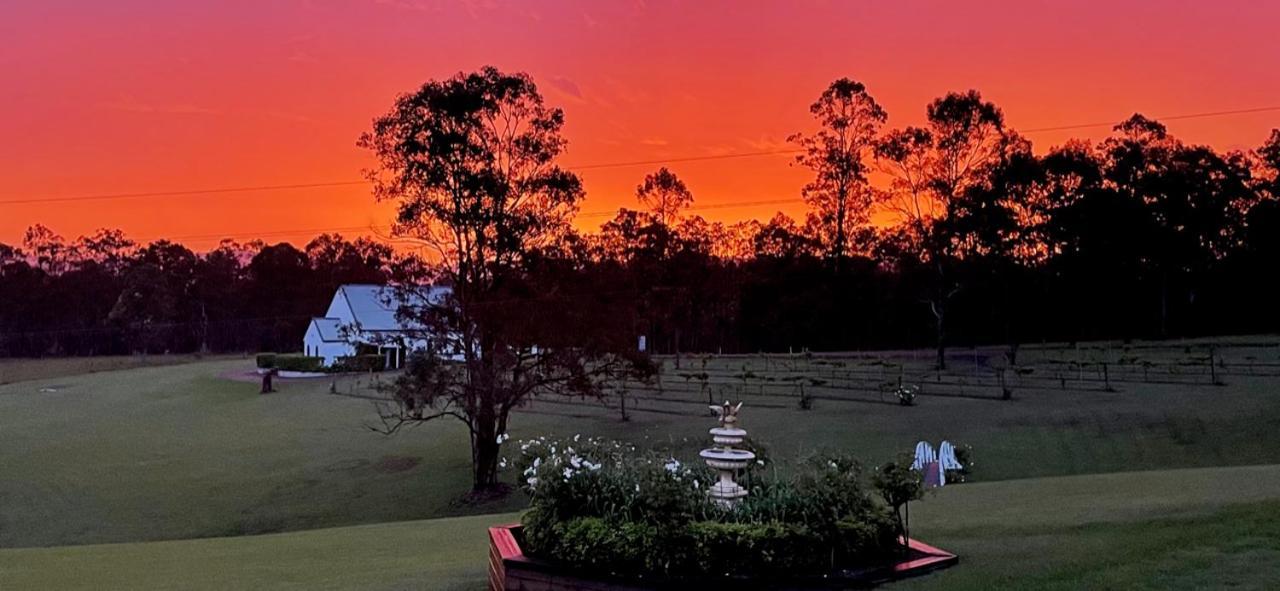 Cabins At Lovedale Wedding Chapel Exterior foto